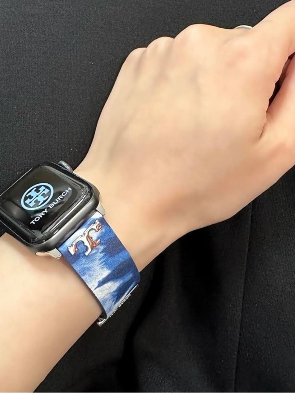 Tory Burch Apple Watch Band Blue Tie Dye Leather 38 40 41mm Double T Logo - Picture 6 of 6